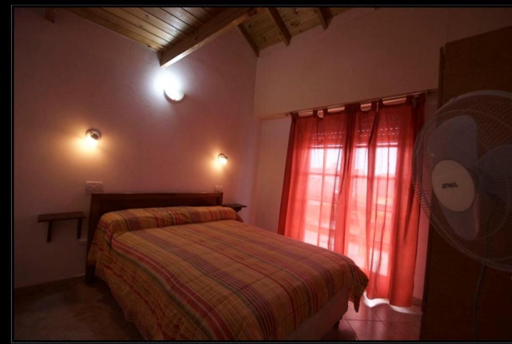 Los Pinos Apartahotel